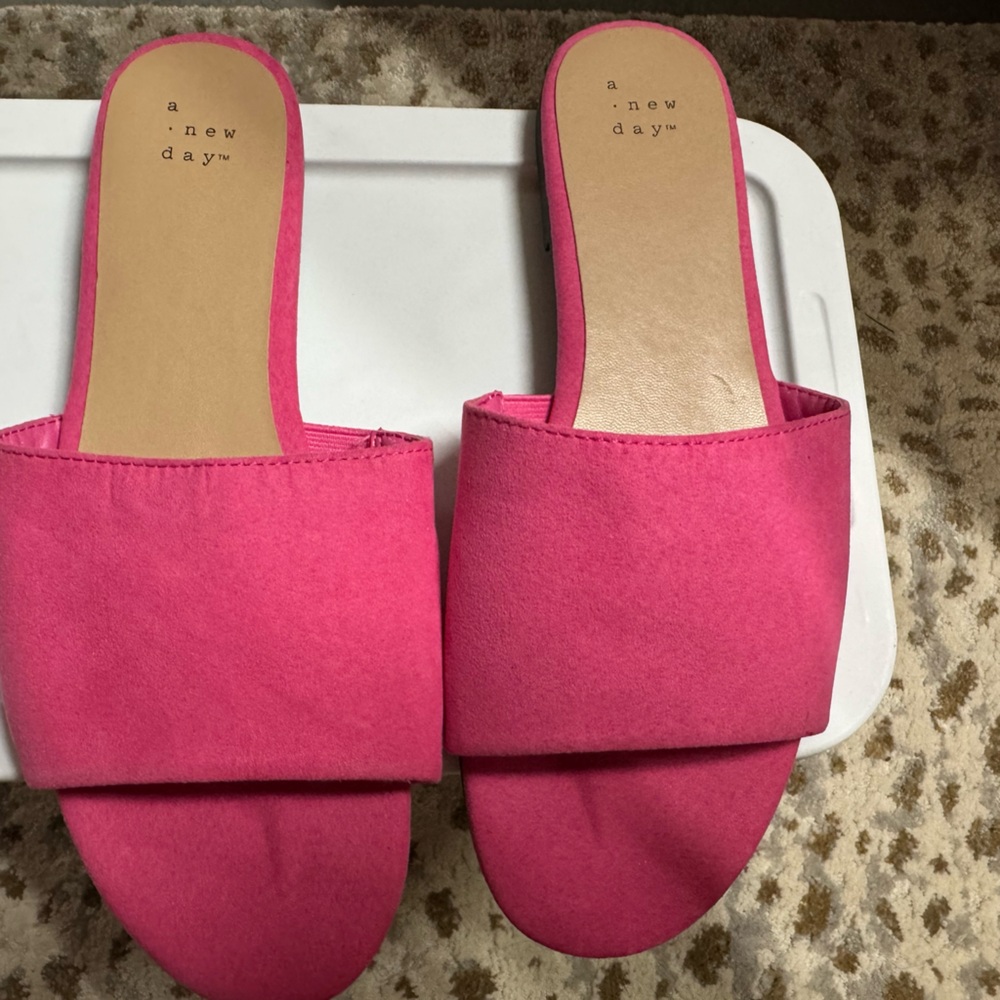 A New Day Fuchsia Hot Pink Slide Sandals Size 9